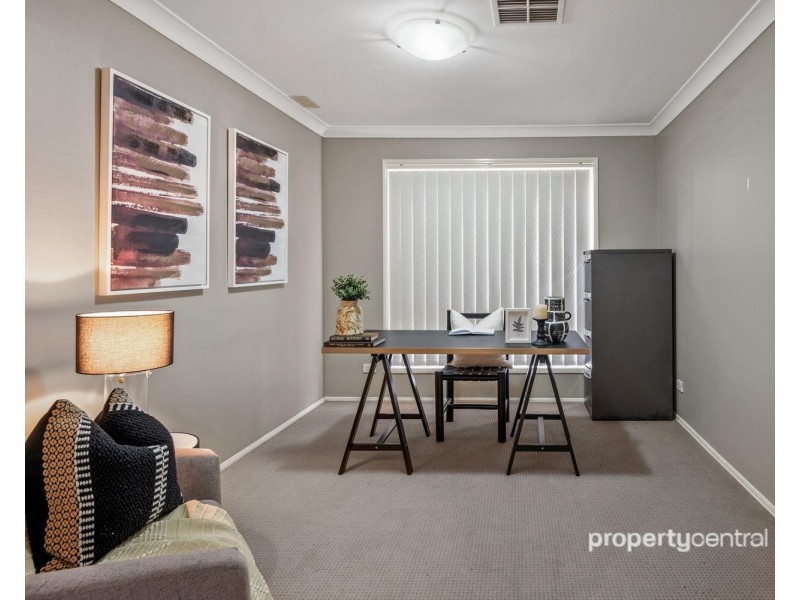 18 Cascade Avenue, Glenmore Park NSW 2745