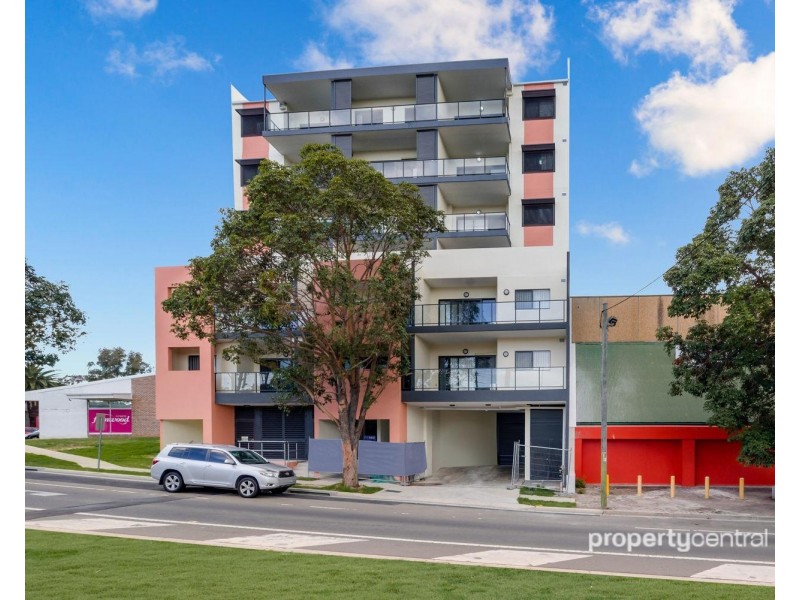 15/14 Henry Street, Penrith NSW 2750