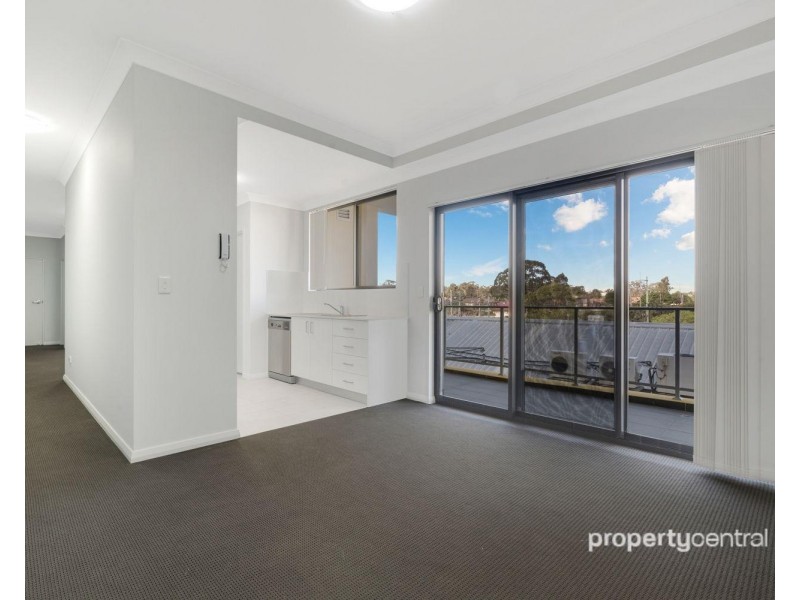 15/14 Henry Street, Penrith NSW 2750