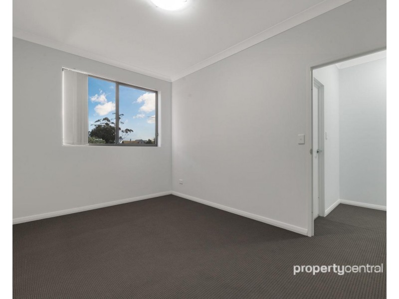 15/14 Henry Street, Penrith NSW 2750