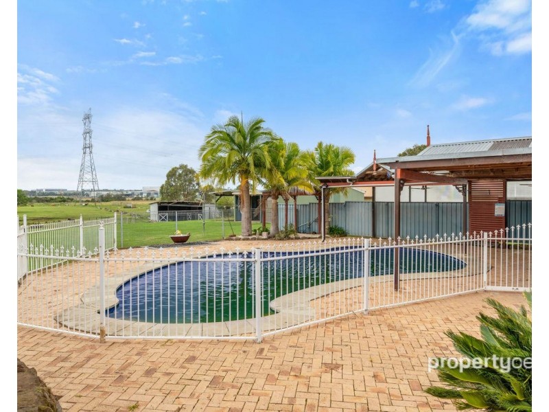 212 – 214 Luddenham Road, Orchard Hills NSW 2748