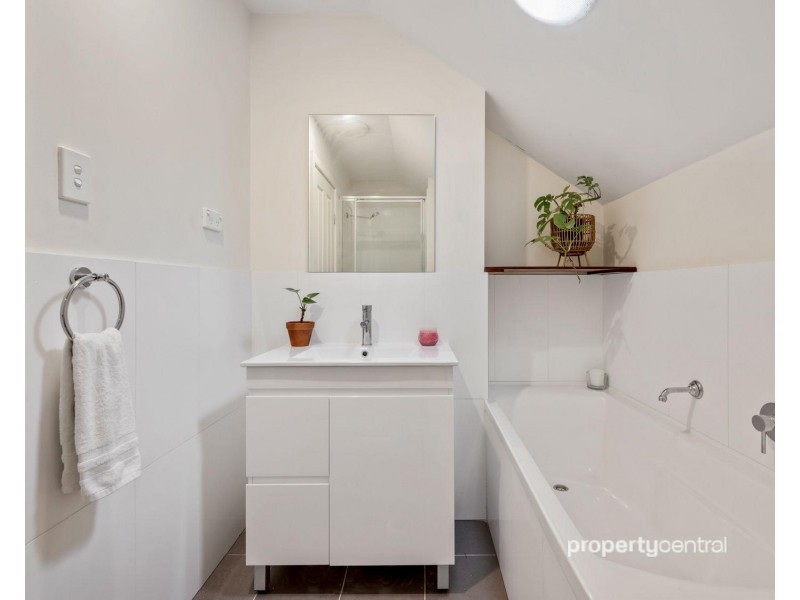 1/24 Canberra Street, Oxley Park NSW 2760