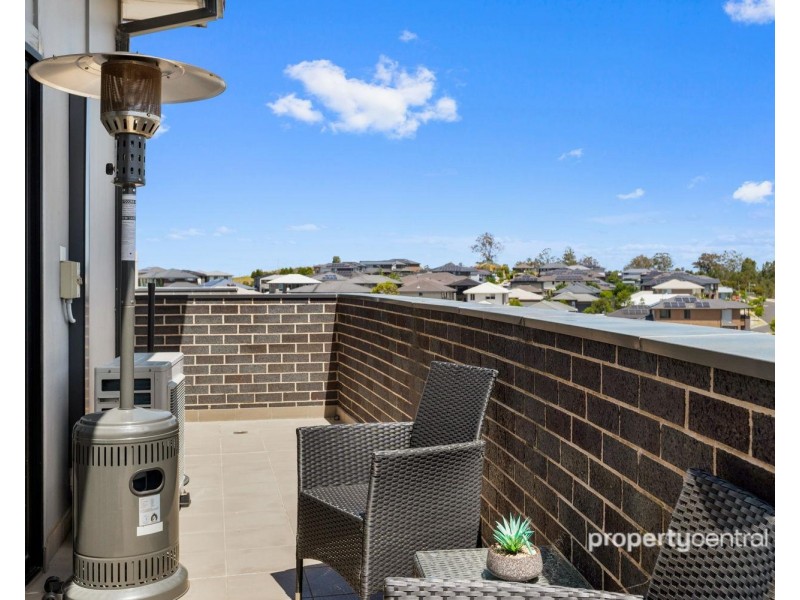 12/1 Glenmore Ridge Drive, Glenmore Park NSW 2745