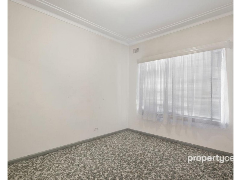 17 Reddan Ave, Penrith NSW 2750