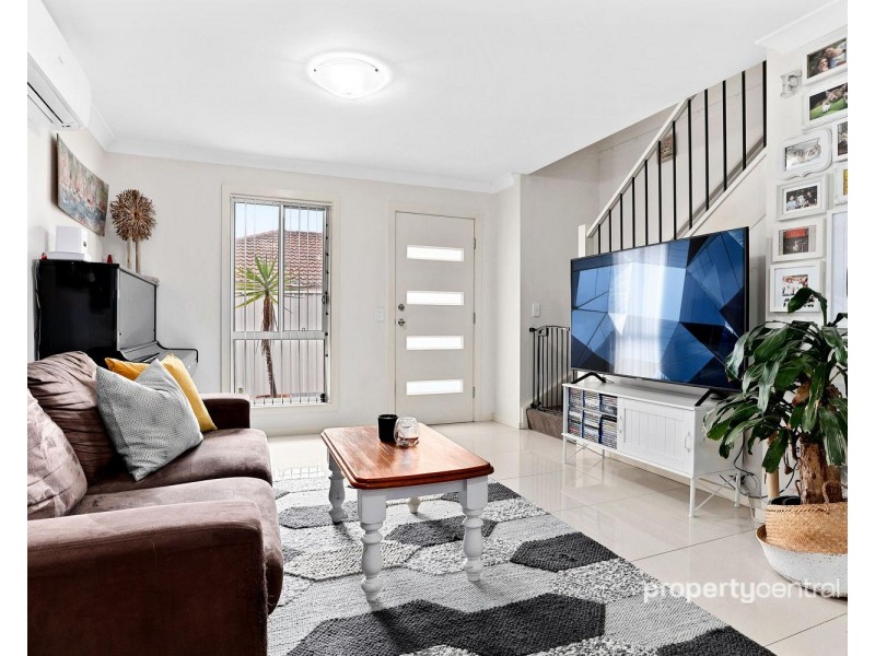 2/66 Brisbane Street, Oxley Park NSW 2760