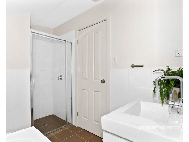 2/66 Brisbane Street, Oxley Park NSW 2760