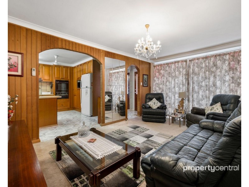 41 Canberra Street, Oxley Park NSW 2760