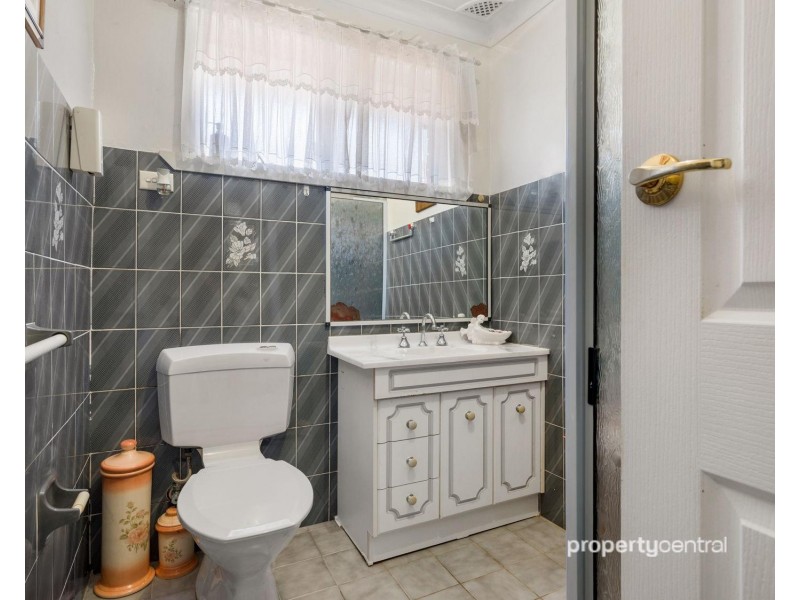 41 Canberra Street, Oxley Park NSW 2760