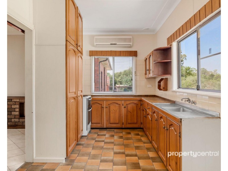 128 Jamison Road, South Penrith NSW 2750