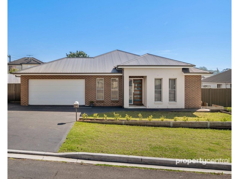 9 Murroobah Road, Wallacia NSW 2745