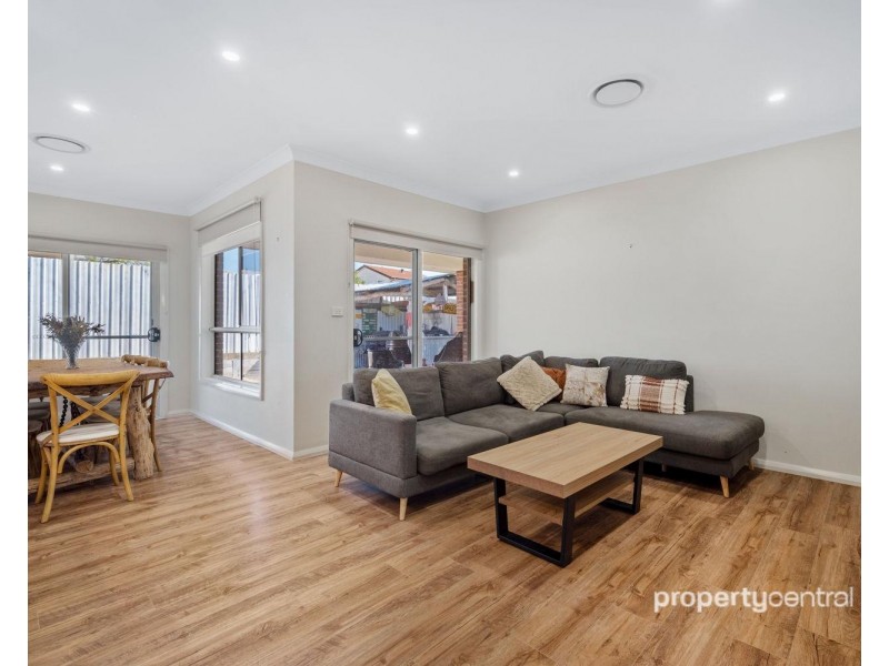 9 Murroobah Road, Wallacia NSW 2745