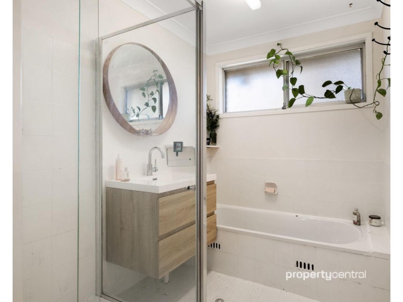 63 Perry Avenue, Springwood NSW 2777