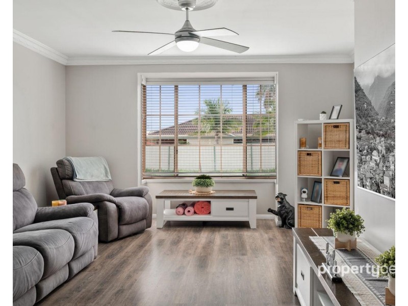 33 Kumbara Close, Glenmore Park NSW 2745