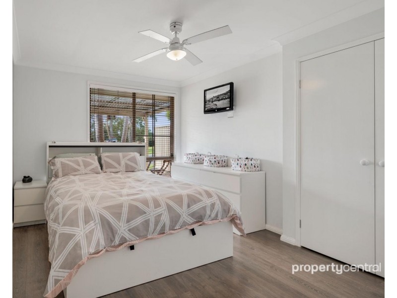 33 Kumbara Close, Glenmore Park NSW 2745