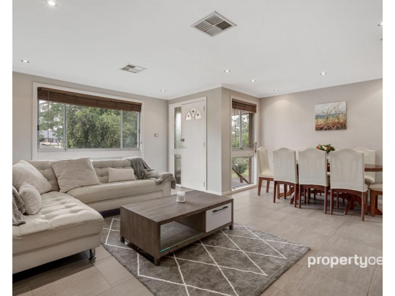 2/11 Koala Glen, Cranebrook NSW 2749