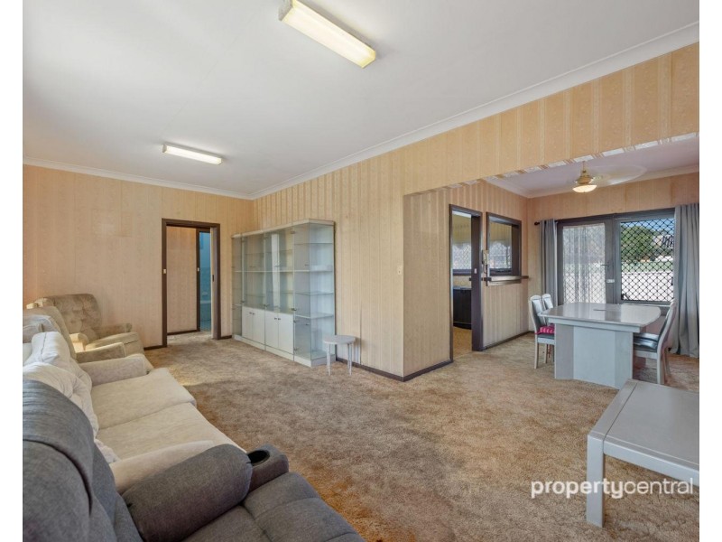 2/73 Bringelly Road, Kingswood NSW 2747