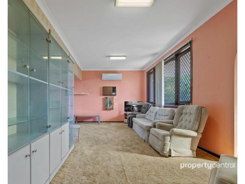 2/73 Bringelly Road, Kingswood NSW 2747