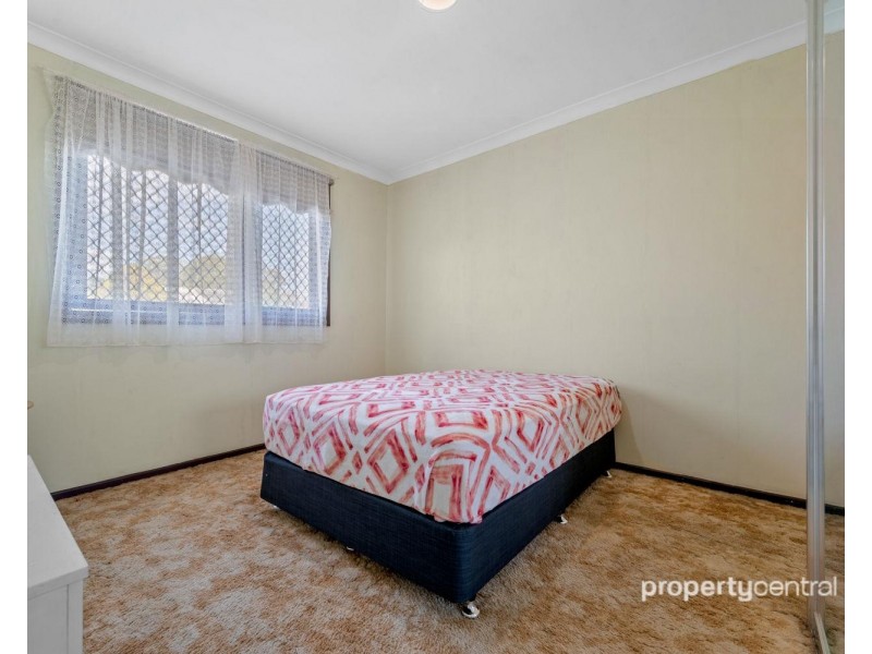 2/73 Bringelly Road, Kingswood NSW 2747