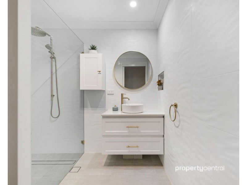 13 Cliffbrook Crescent, Leonay NSW 2750