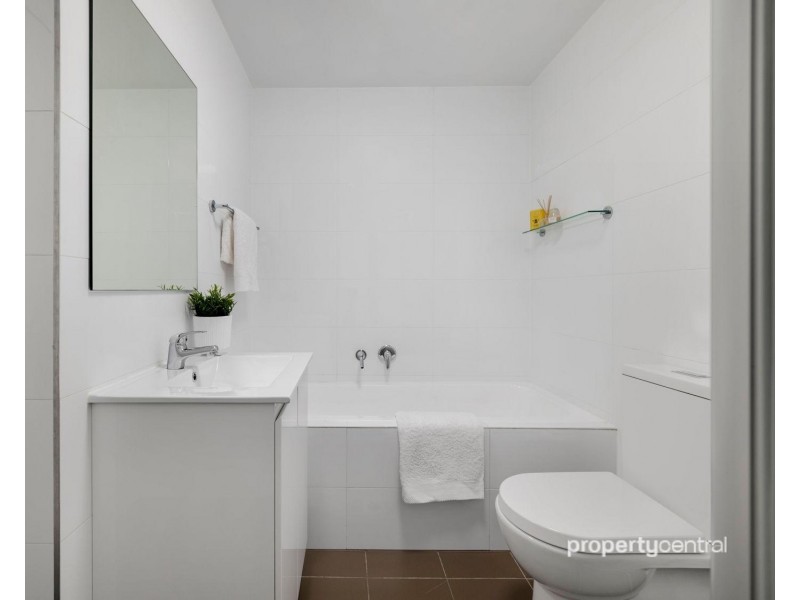 6/2 Glenmore Ridge Drive, Glenmore Park NSW 2745