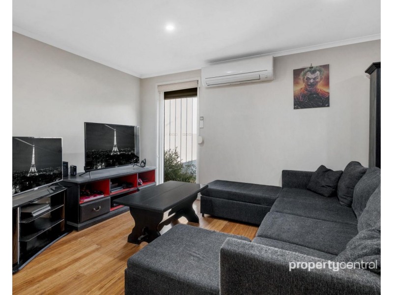 3 Hinton Glen, North St Marys NSW 2760