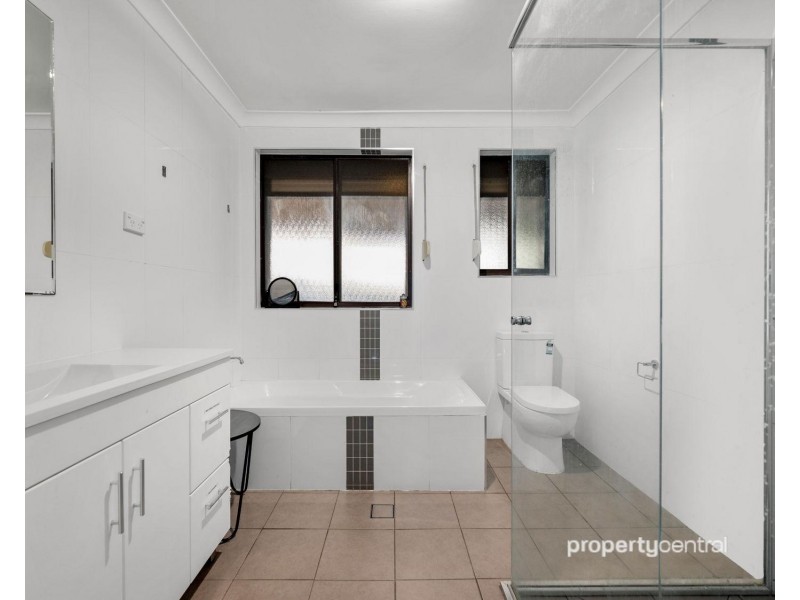 3 Hinton Glen, North St Marys NSW 2760