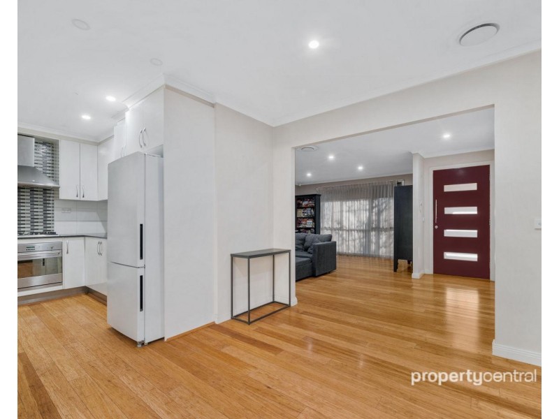 3 Hinton Glen, North St Marys NSW 2760