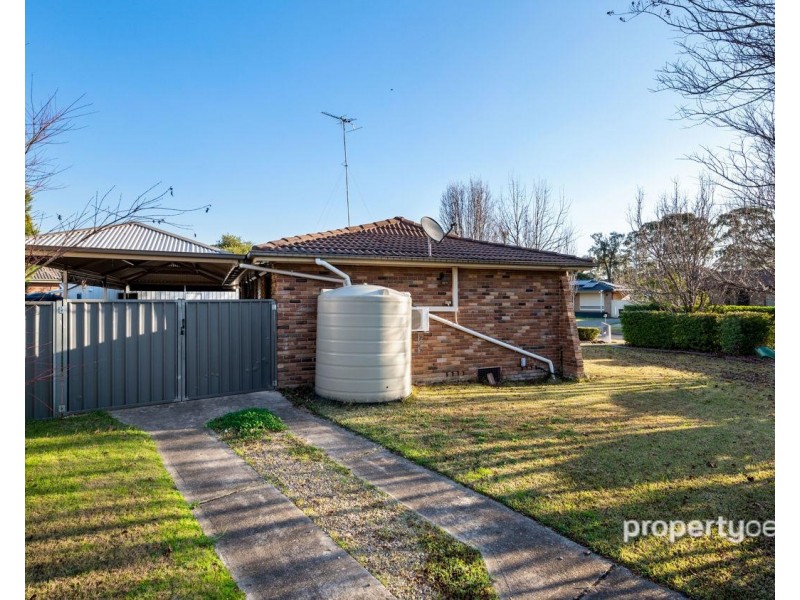 3 Hinton Glen, North St Marys NSW 2760