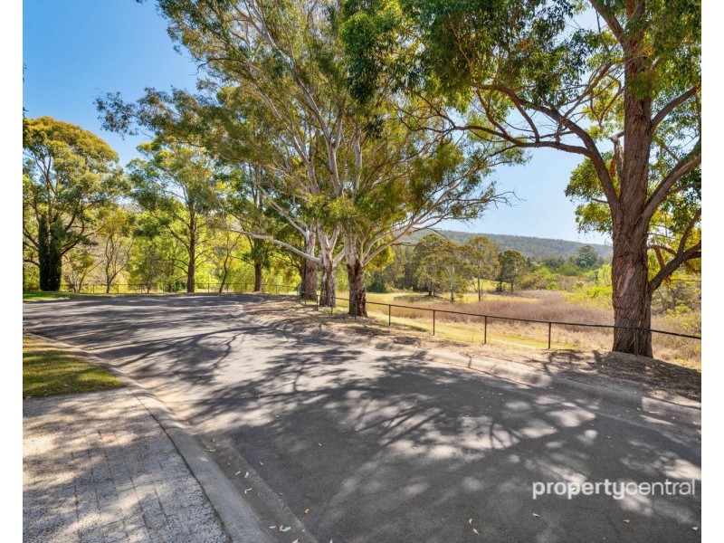 2 Breton Place, Emu Heights NSW 2750