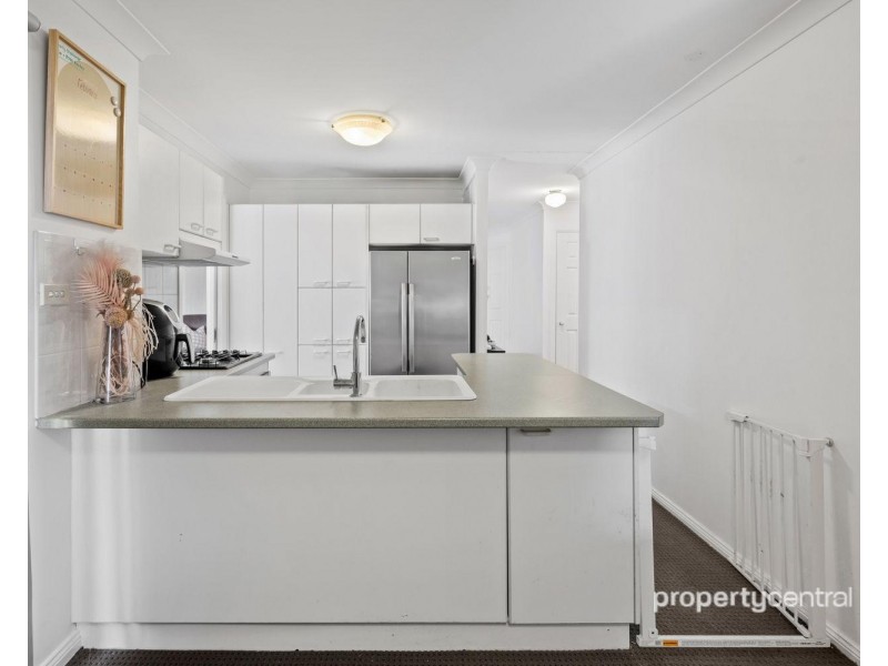 6 Karabi Close, Glenmore Park NSW 2745