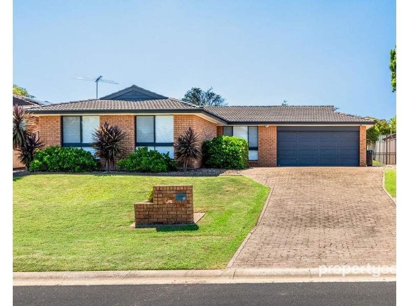 17 Martha Crescent, Cranebrook NSW 2749