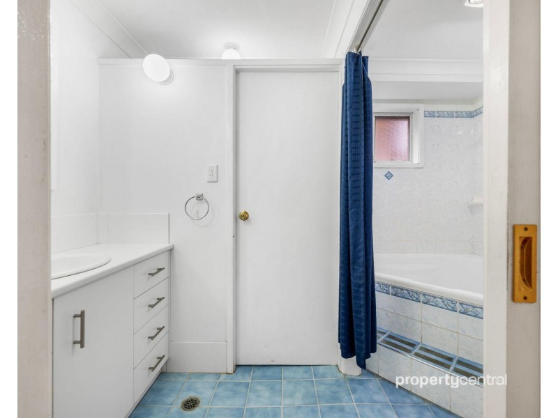 7 Corndew Crescent, Werrington Downs NSW 2747