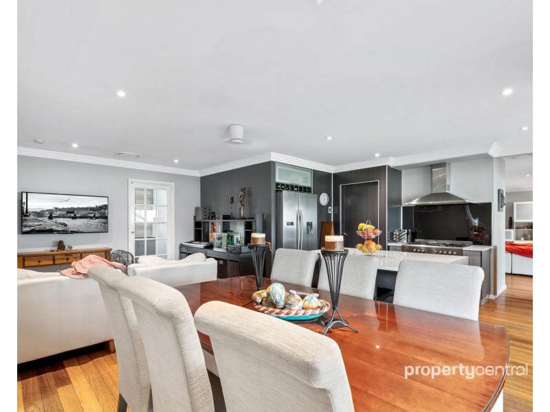 10 Tharkinna Close, Cranebrook NSW 2749