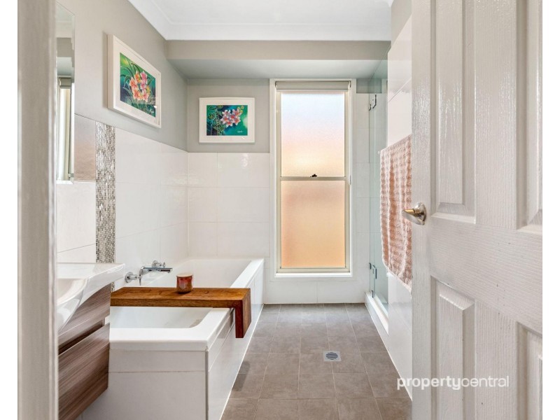 10 Tharkinna Close, Cranebrook NSW 2749