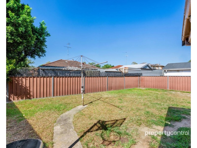 30 William Street, Cambridge Park NSW 2747