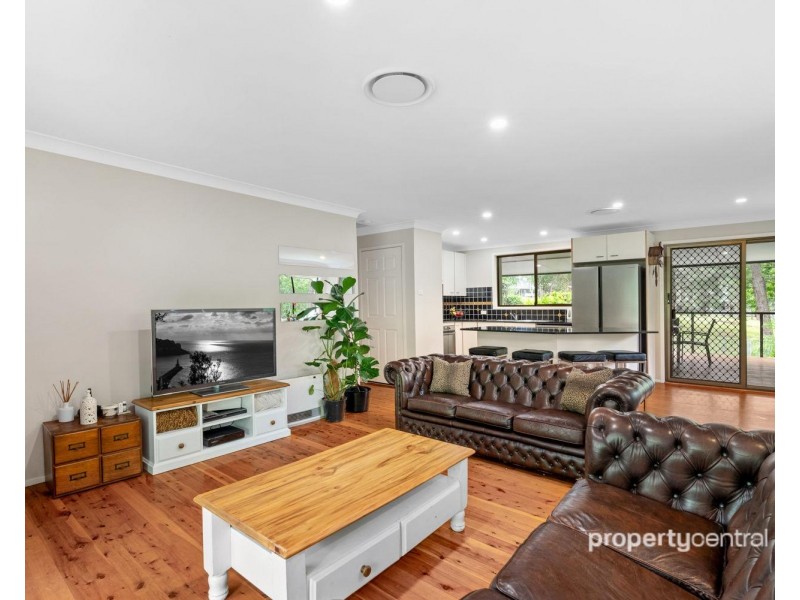 21 Deloraine Drive, Leonay NSW 2750