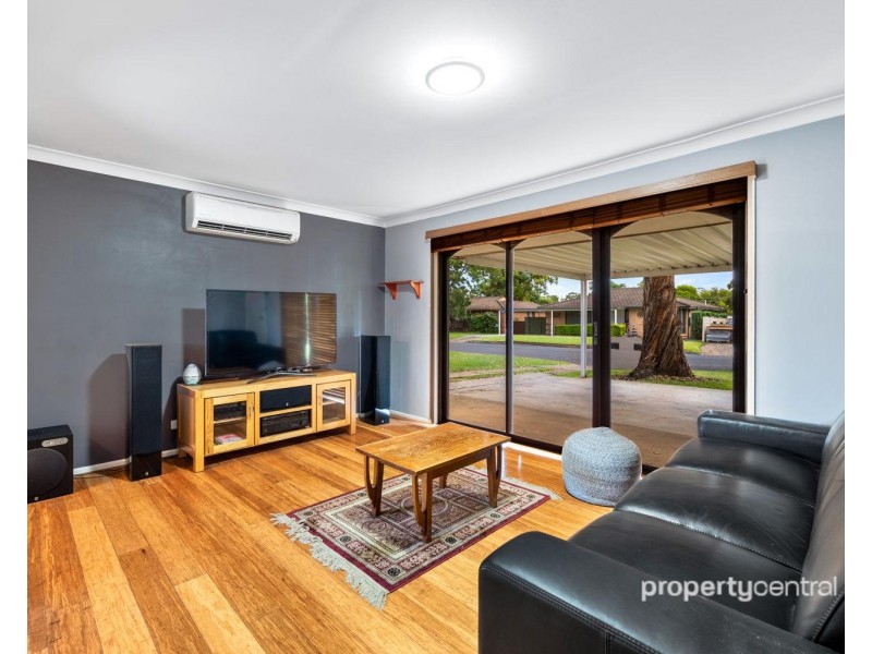 15 & 15a Piper Close, Kingswood NSW 2747