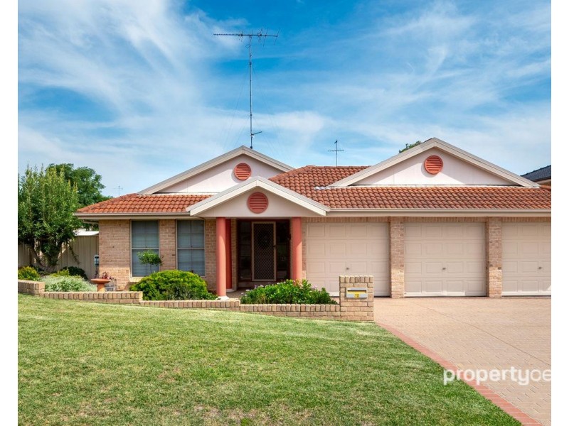 12 Knox Street, Glenmore Park NSW 2745