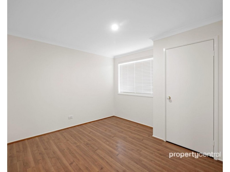 12 Knox Street, Glenmore Park NSW 2745