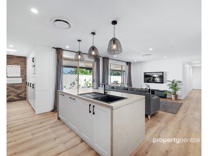 3 Lalanda Close, Cranebrook NSW 2749