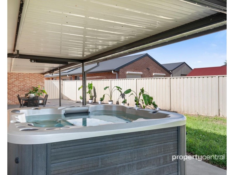 3 Lalanda Close, Cranebrook NSW 2749
