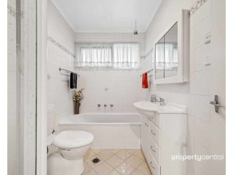 15 Mosely Avenue, South Penrith NSW 2750