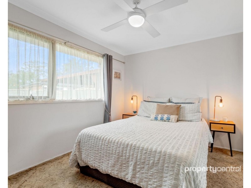 15 Mosely Avenue, South Penrith NSW 2750