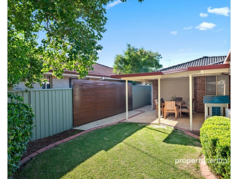 42 Ballybunnion Terrace, Glenmore Park NSW 2745