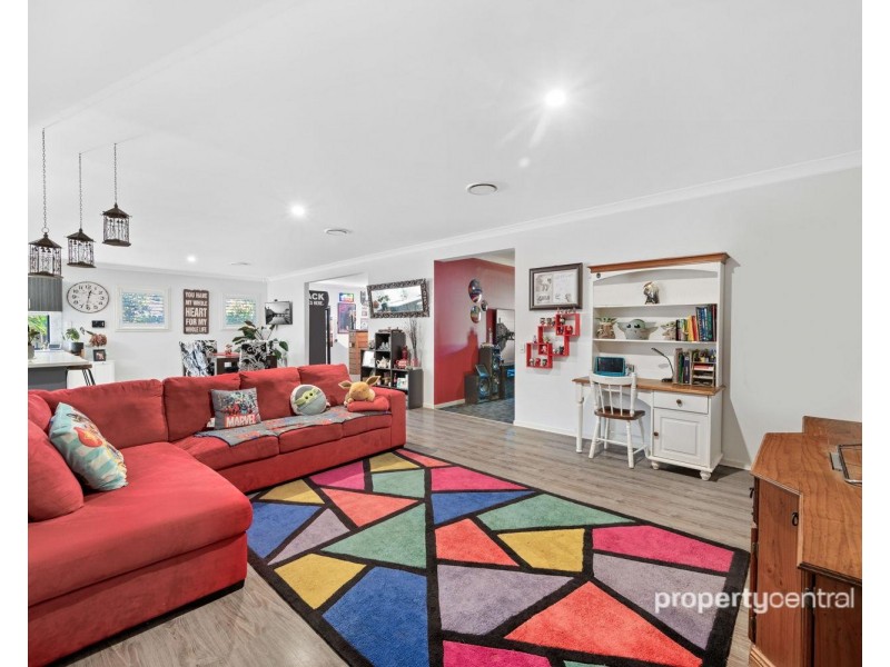 2 Iluka Road, Claremont Meadows NSW 2747