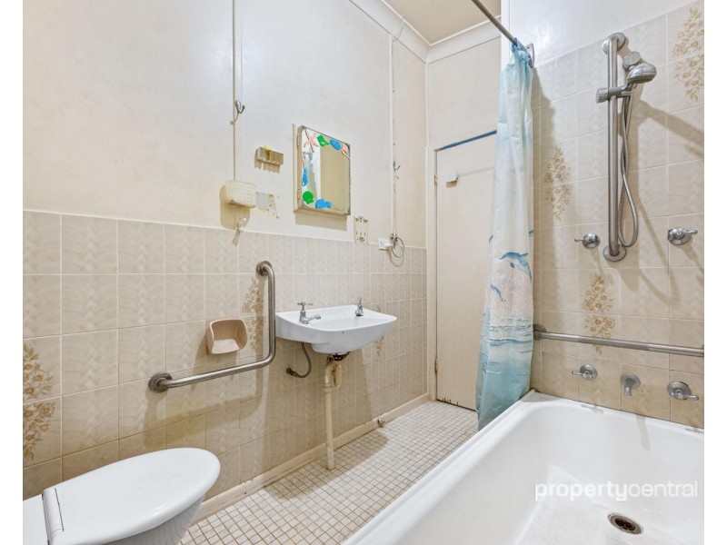 26 Rotorua Street, Lethbridge Park NSW 2770