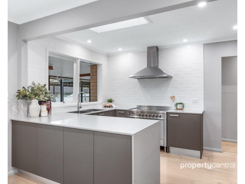 7 Mosely Avenue, South Penrith NSW 2750