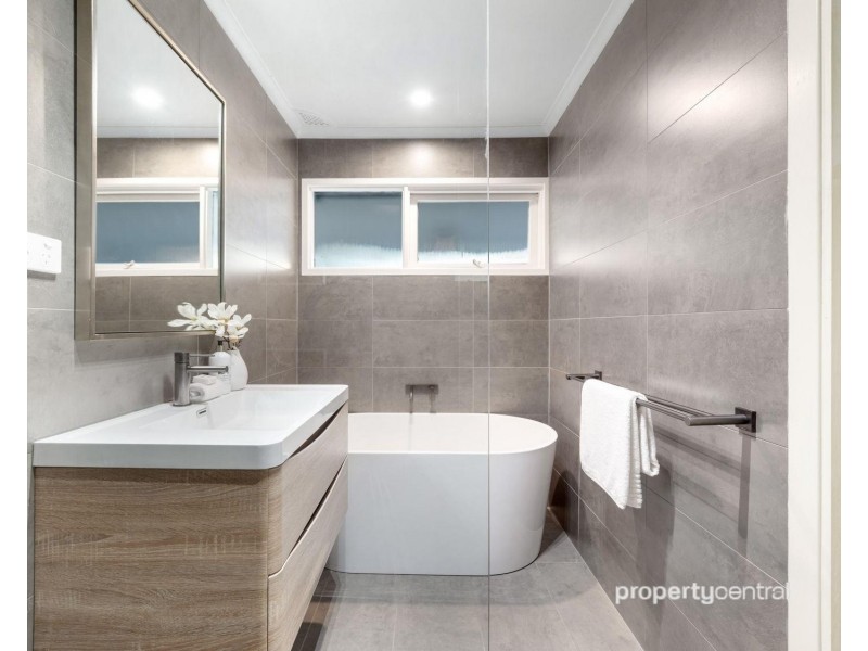 7 Mosely Avenue, South Penrith NSW 2750