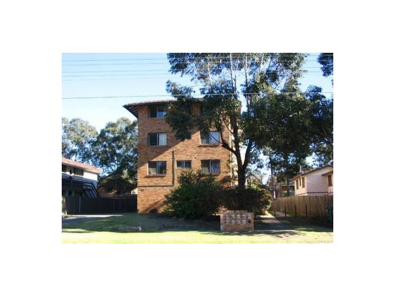 8/25 First Street, Kingswood NSW 2747