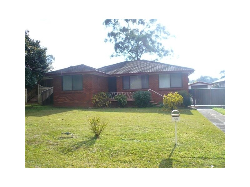 30 Twickenham Avenue, Cambridge Park NSW 2747